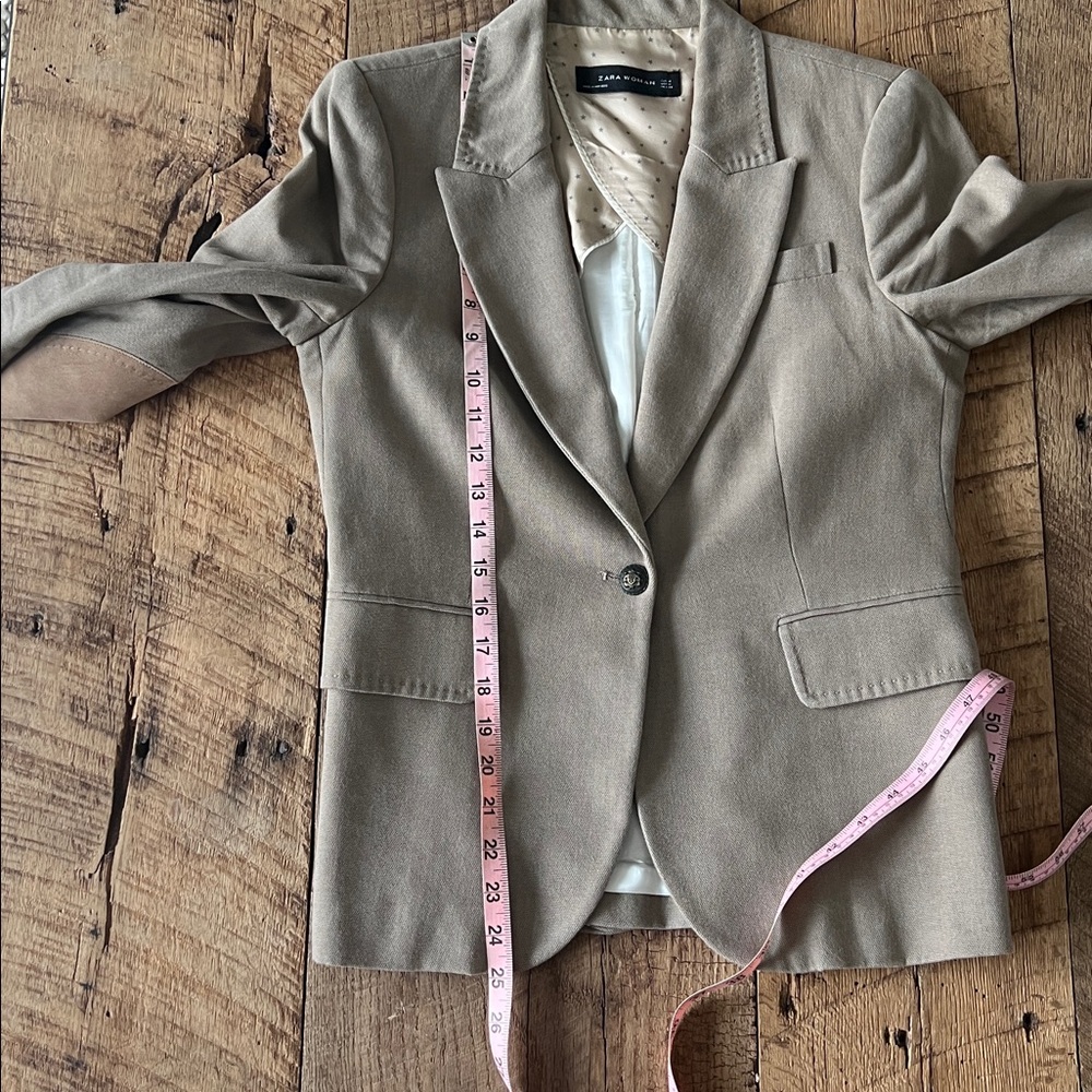Zara Blazer - Picture 3 of 11